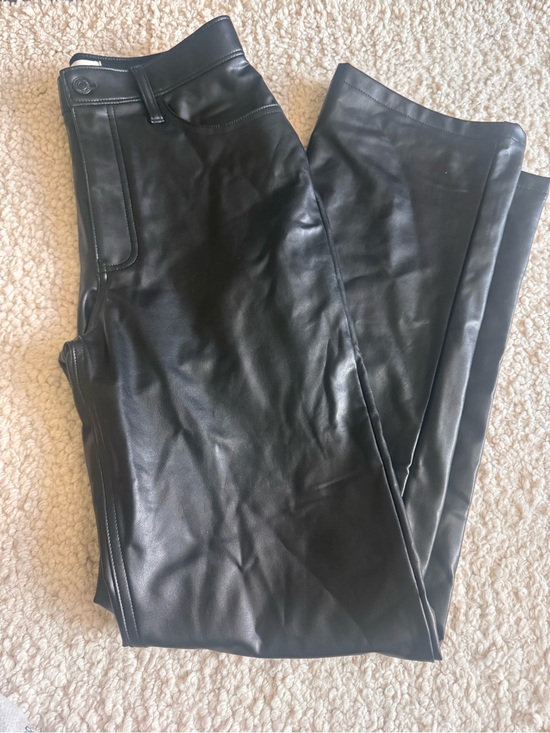 Abercrombie & Fitch Denim - abercrombie 90s relaxed high-rise leather jeans